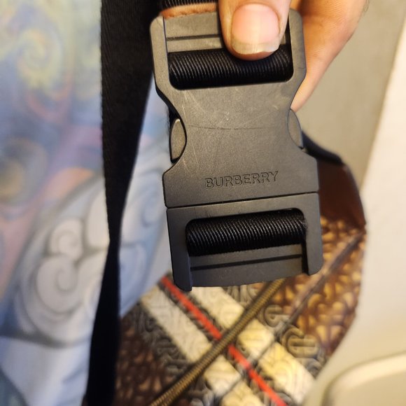 Burberry monogram beltbag - Picture 6 of 7